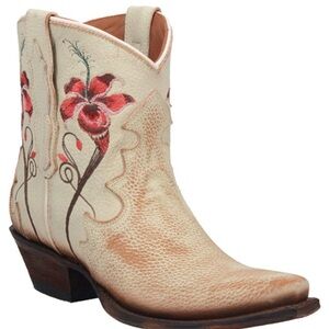 DAN POST WOMEN'S RUSTIC FLOWER EMBROIDERY WESTERN BOOTIES - SNIP TOE -9M